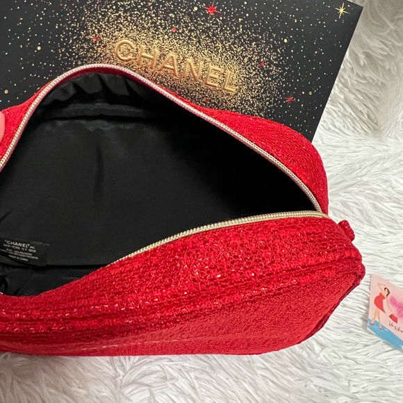Chanel Red Holiday Pouch - Picture 5 of 5